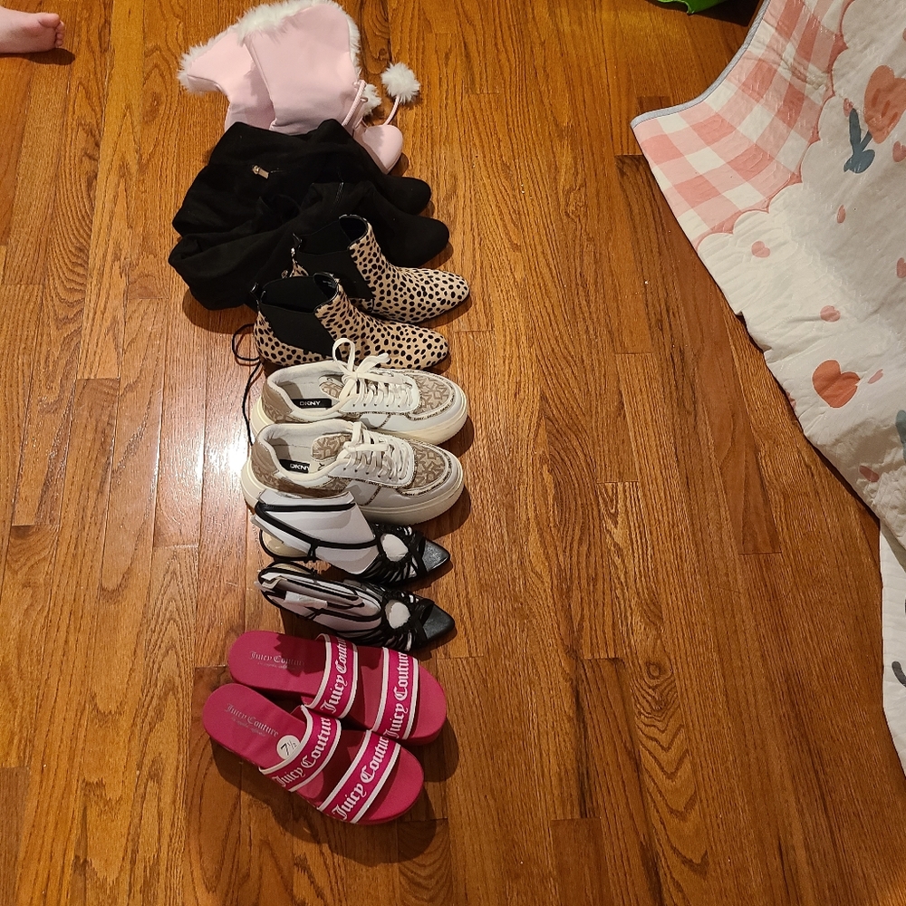 NNW NWOT sandals and shoes size 7.5